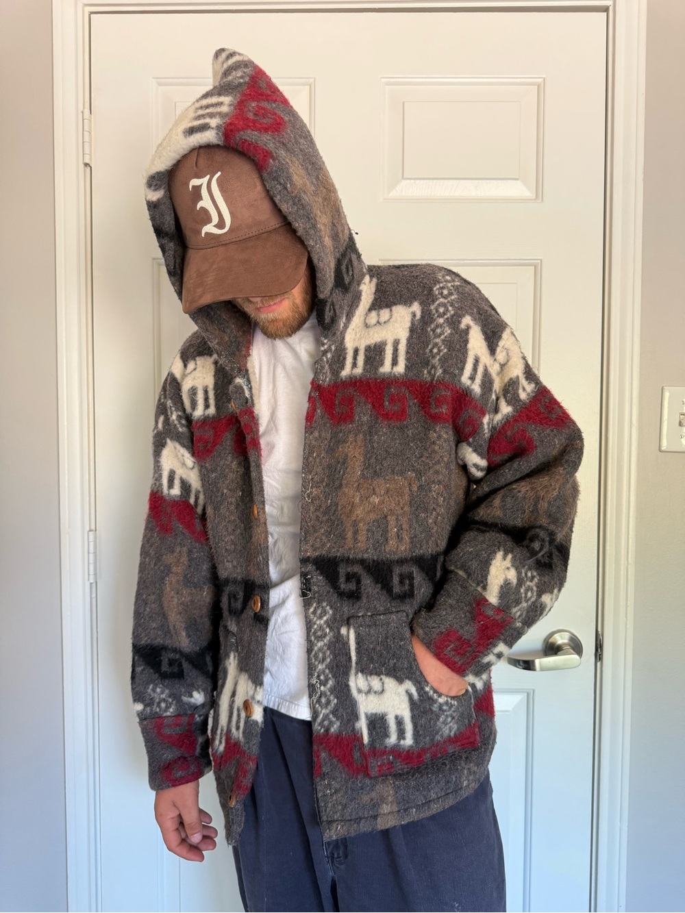 Hooded Alpaca-Patterned Wool Jacket - Gray & Red